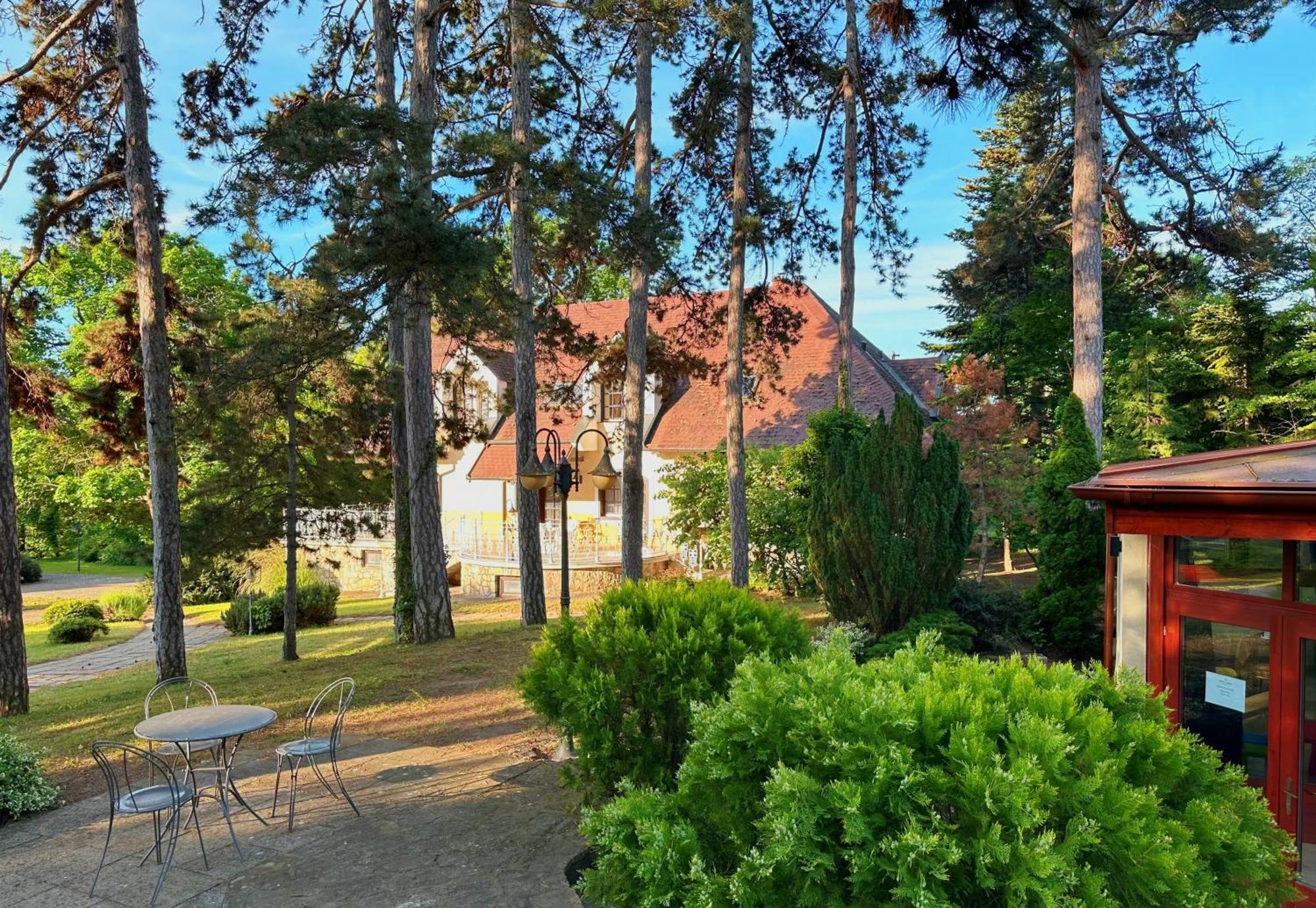 Imola Garden Vendeghaz Ξενοδοχείο Balatonfüred Εξωτερικό φωτογραφία
